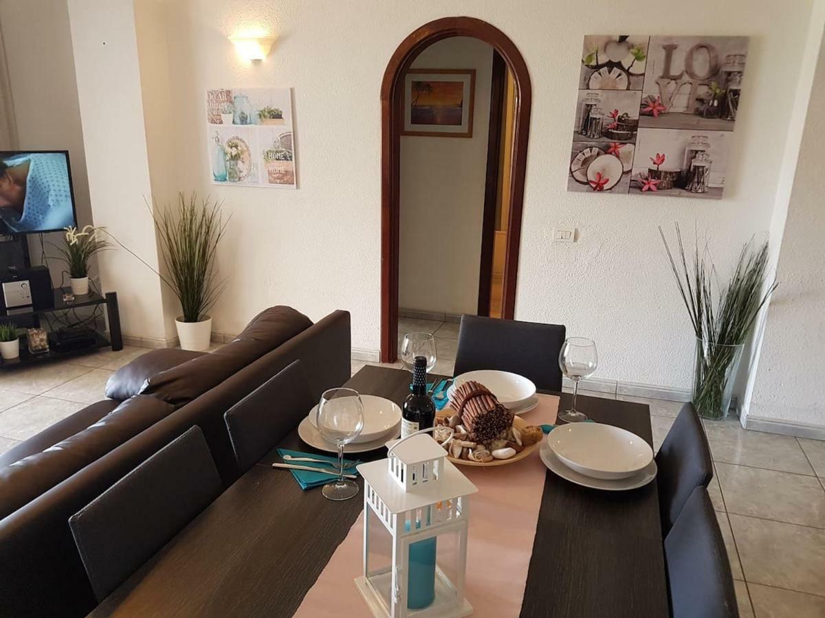 San Marino With Heated Pool, Only 450 Meters To The Beach, Wifi Arona  Exterior foto